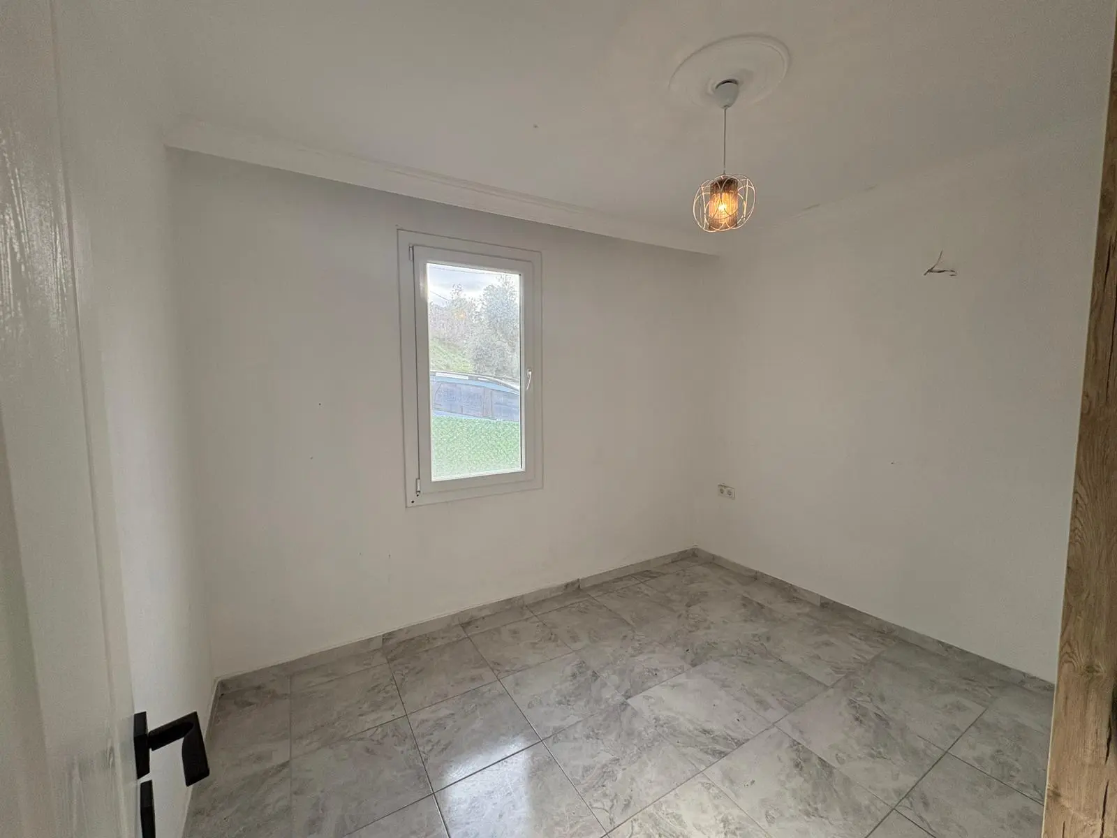 2-Bed-1-Bath-Apart-Gokbel271
