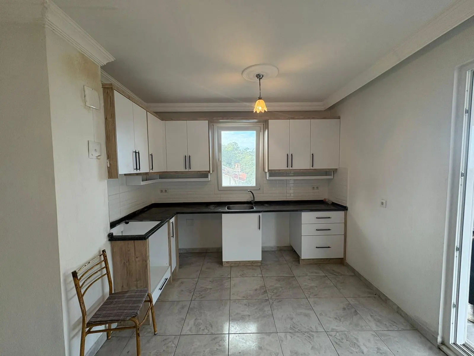 2-Bed-1-Bath-Apart-Gokbel291
