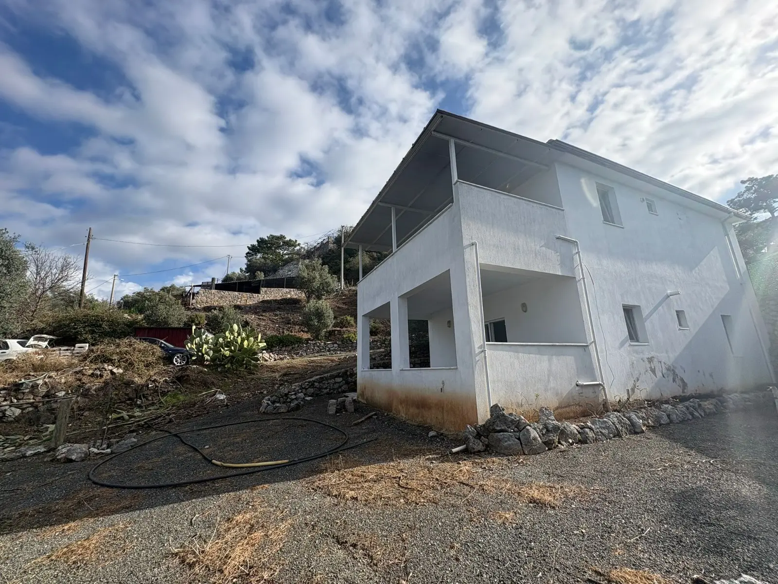 2-Bed-1-Bath-Apart-Gokbel451